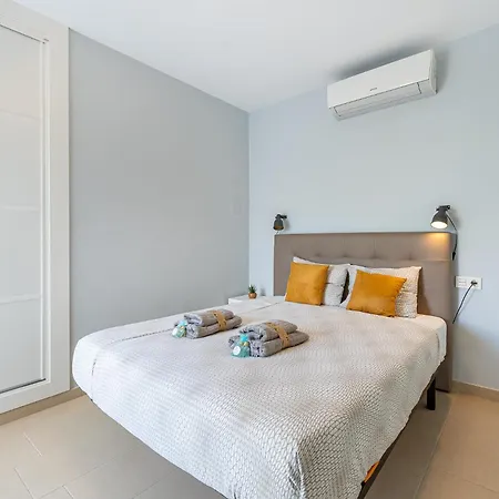 797 - Espacioso Piso En El Higueron Apartment